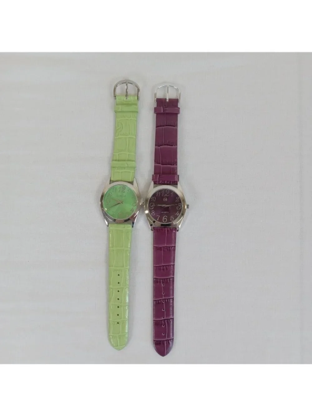 2 Gossip Women's Quartz Wristwatch Green Purple Embossed Leather NEW BATTERIES